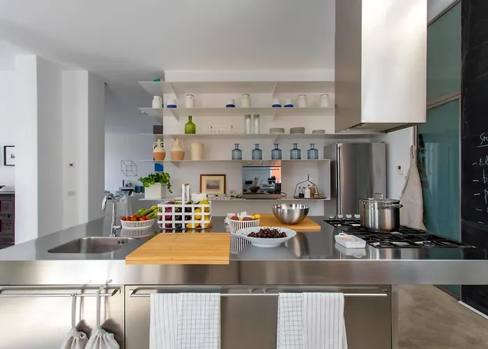 Guesthost - Piazza Fanti Luxury Apartamento *