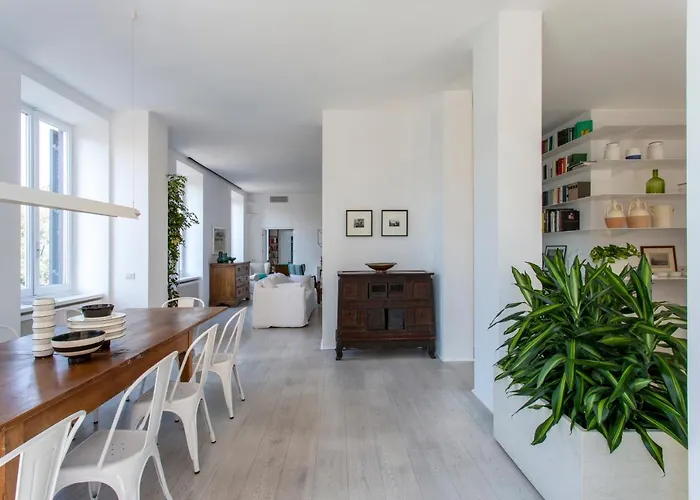 Guesthost - Piazza Fanti Luxury Apartamento