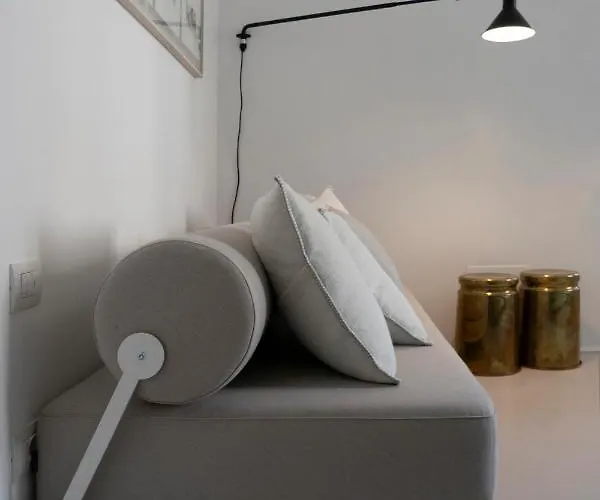 Guesthost - Piazza Fanti Luxury Apartamento