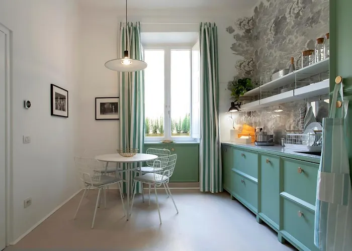 Guesthost - Piazza Fanti Luxury Apartamento