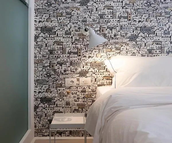 Guesthost - Piazza Fanti Luxury Apartamento *